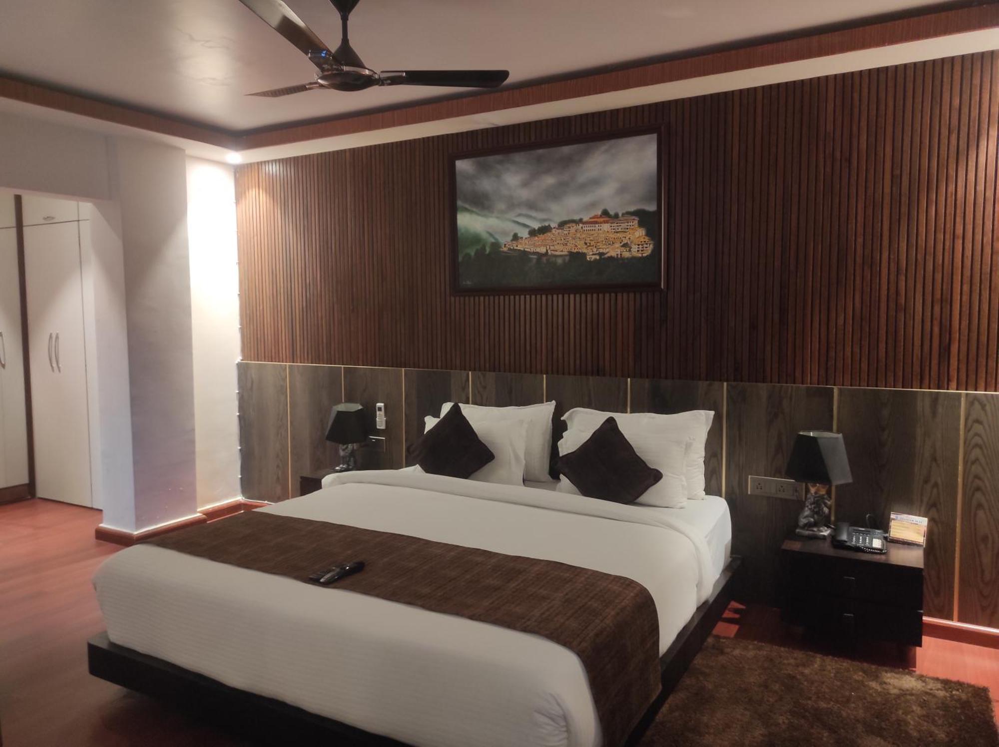Hotel Obsidian Blue Itanagar Bagian luar foto