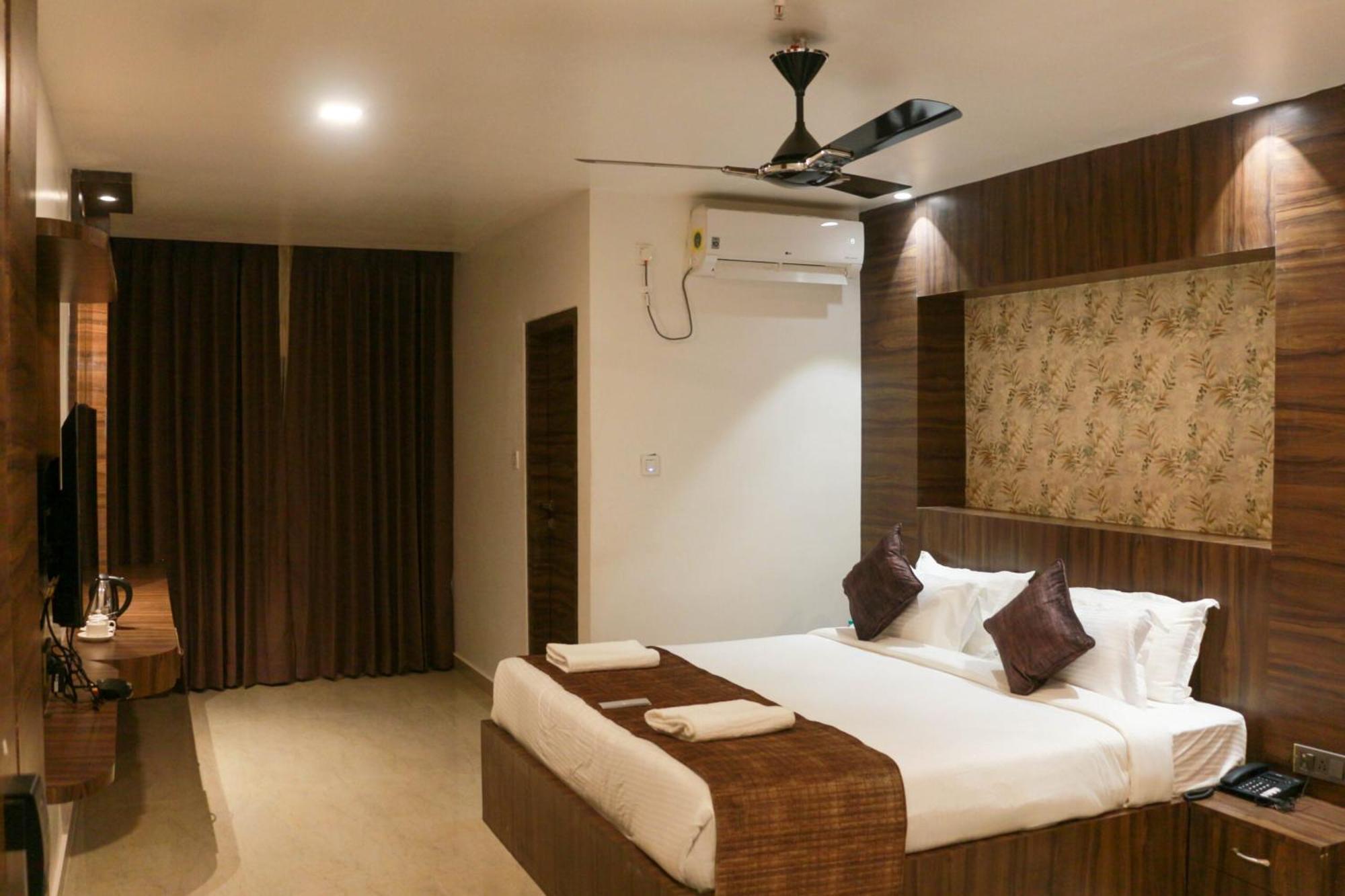 Hotel Obsidian Blue Itanagar Bagian luar foto